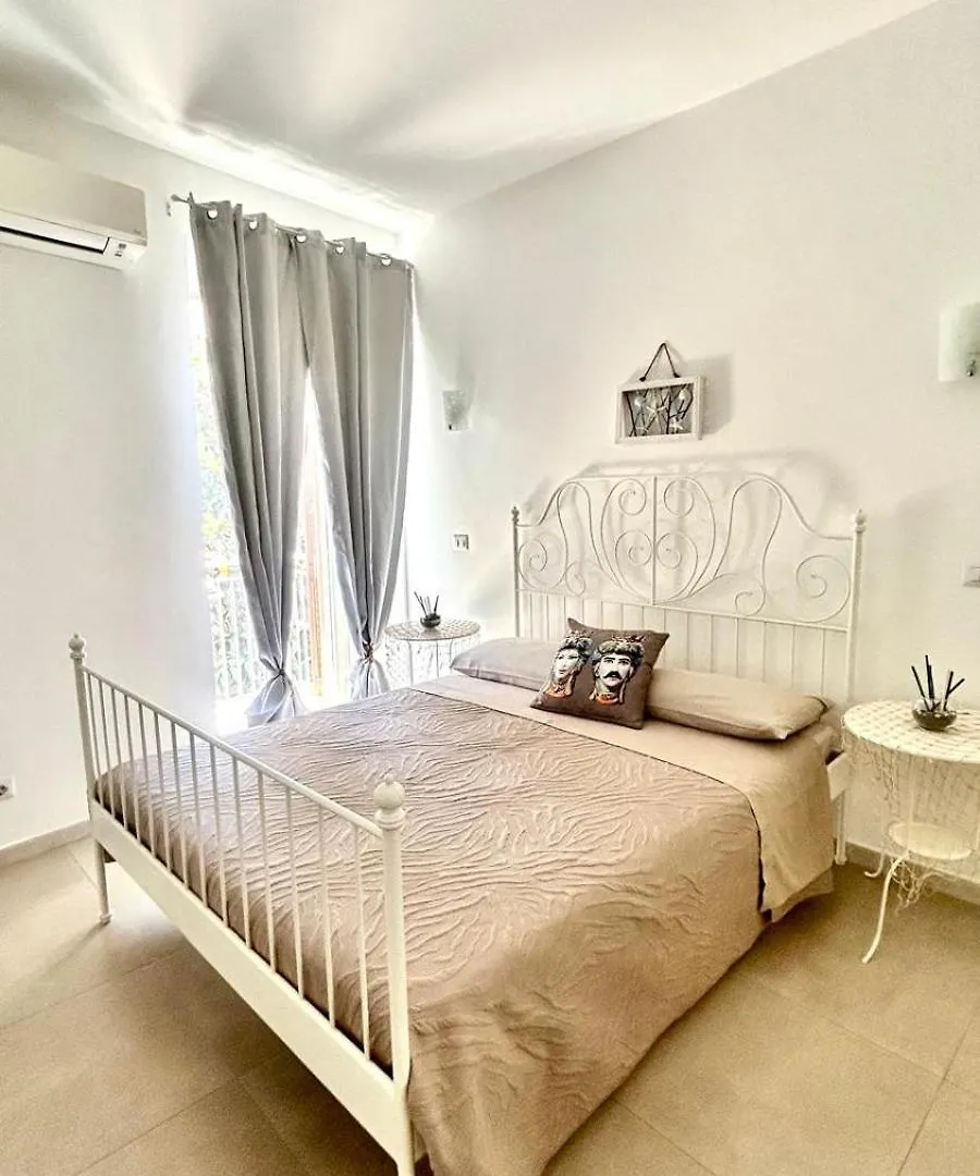 I Tesori Del Mare Bed and Breakfast Letojanni Italien